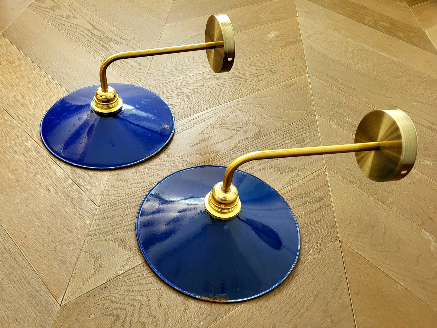 duo d'applique atelier bleue au sol