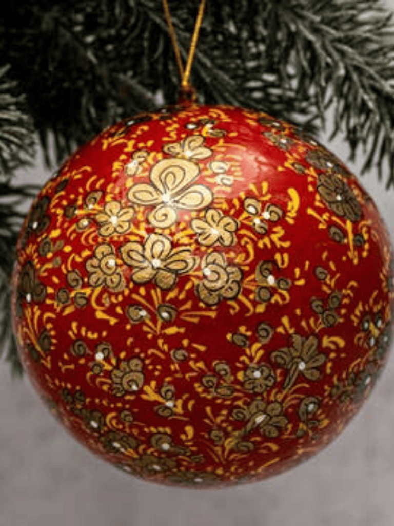 Grande Boule Noel Trefle Rouge Bollywood Christmas
