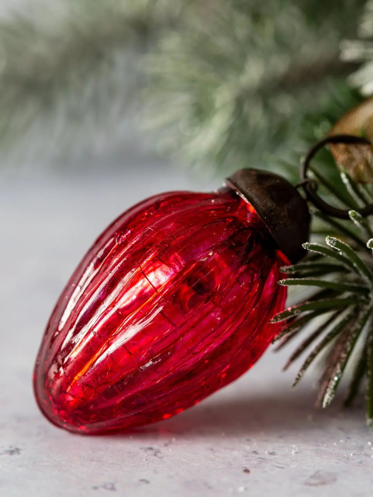 Mini Pin Verre Rouge Bollywood Christmas