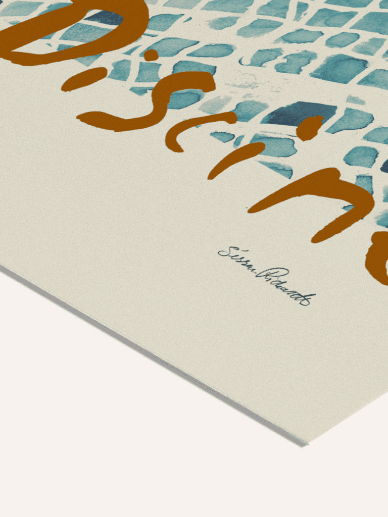 Zoom sur la texture du papier épais de l’affiche La Piscine, impression artistique de haute qualité