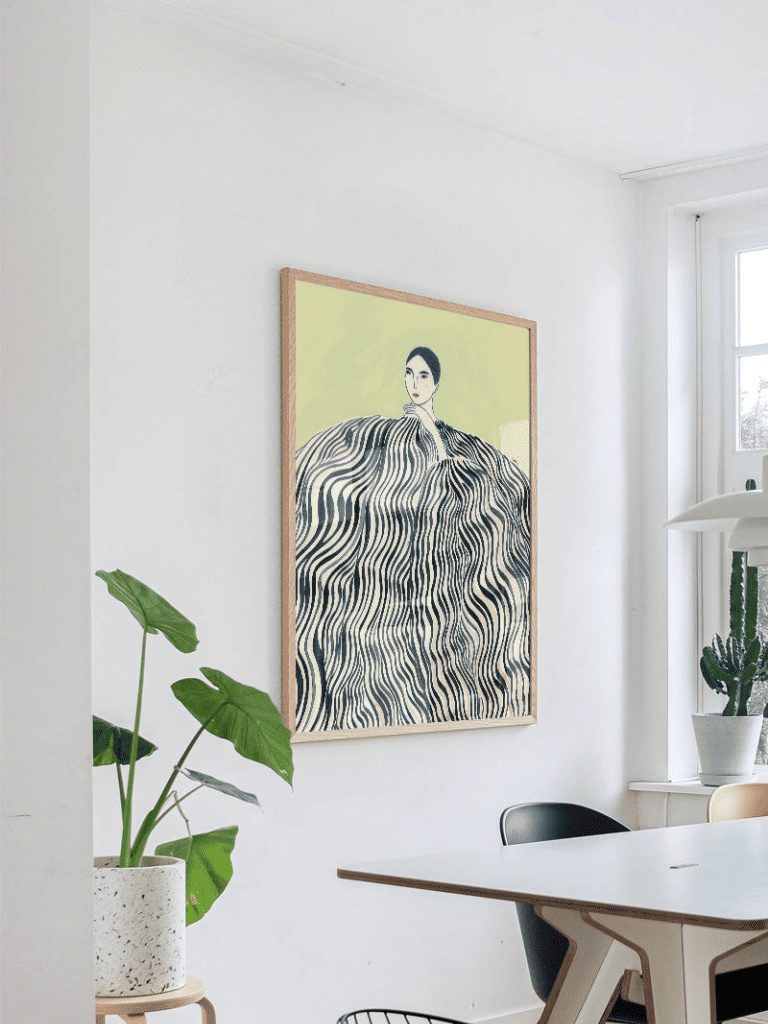 Poster artistique Femme à la Robe Verte Foncée accroché dans une chambre apaisante ou un bureau
