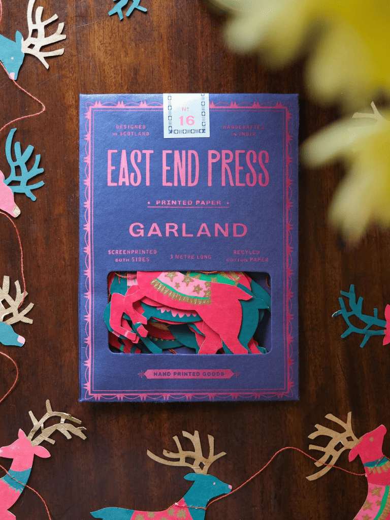 Guirlande en papier décorative East End Press aux motifs illustrés de rennes