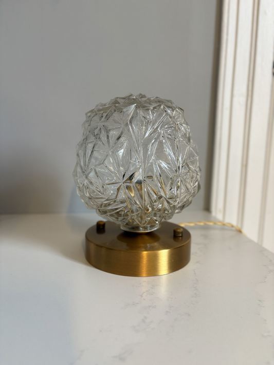lampe a poser verre de face
