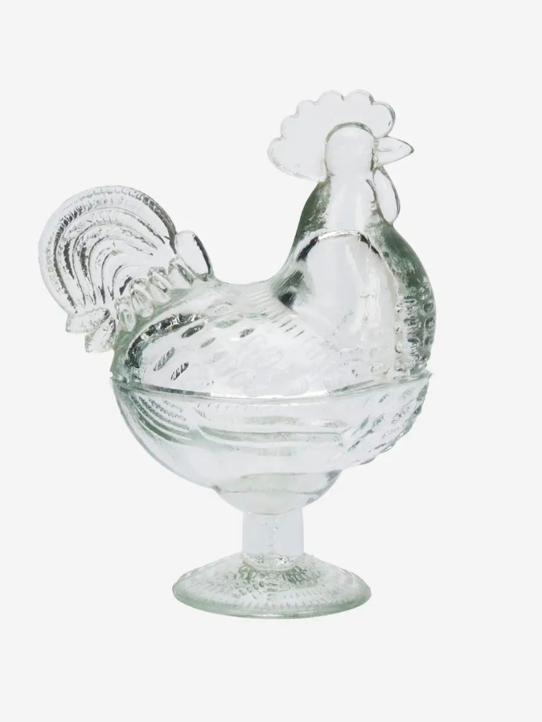 sucrier en verre sur fond blanc