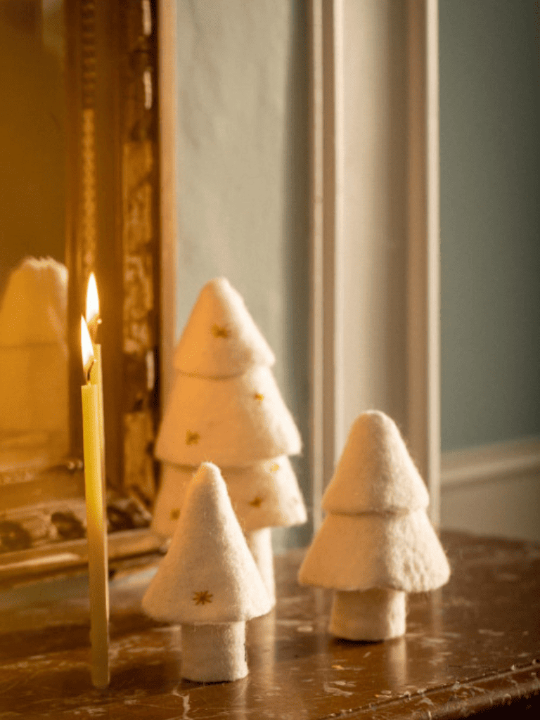 trio sapin de Noël en feutre crème Muskhane, décoration artisanale douce et naturelle pour les fêtes de fin d'année 